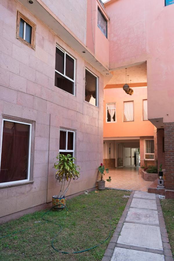 Hotel Alameda Maravatío Exterior foto