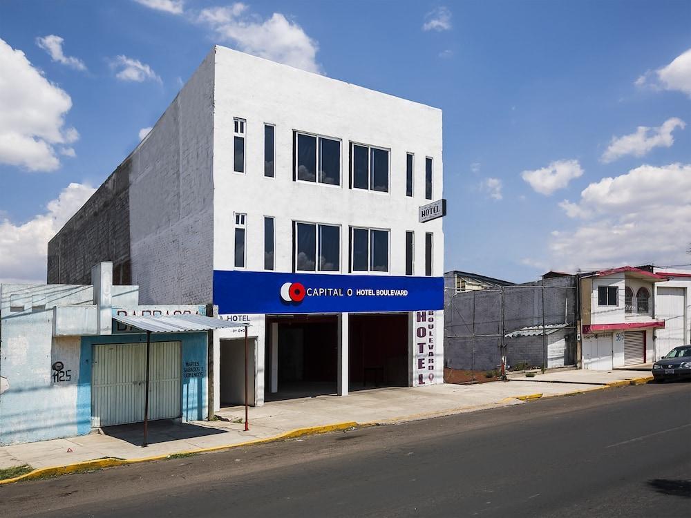 Hotel Alameda Maravatío Exterior foto